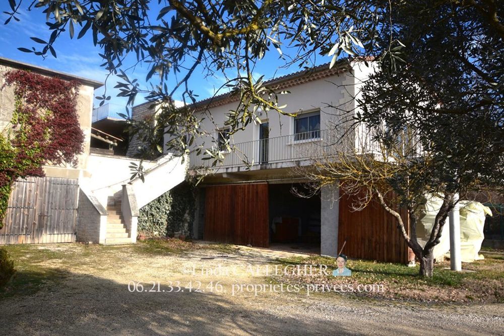 � vendre  Propri�t�/ch�teau Uz�s (30700)