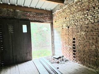  Remise / Grange � vendre 2 pi�ces 195 m�