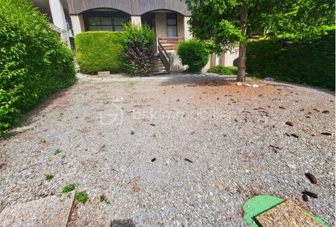 RARE � MURS COMMERCIAUX 179 m&sup2; � ANCIEN RESTAURANT &Eacute;QUIP&Eacute; � &Agrave; 2 PAS DU PLAN D'EAU 165000 05200 Embrun