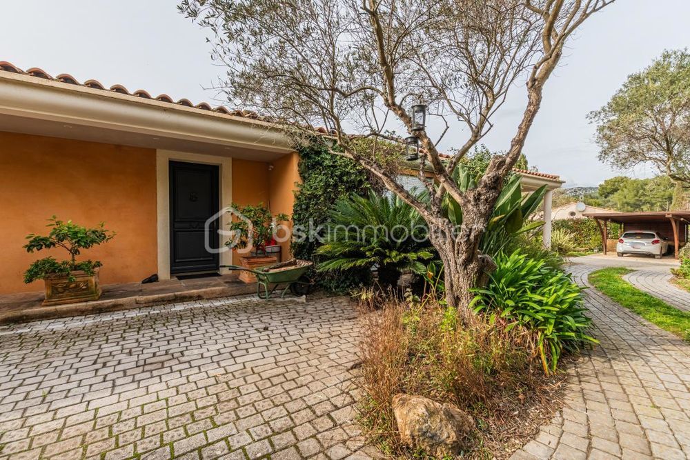 � vendre  Villa Sanary-sur-Mer (83110)