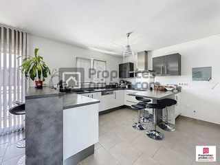  Maison � vendre 6 pi�ces 186 m�