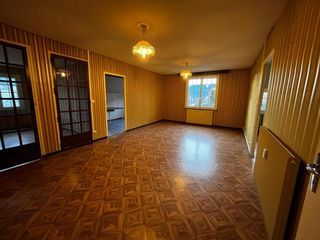  Appartement � louer 6 pi�ces 135 m�