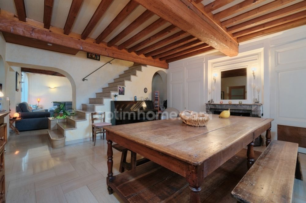 � vendre  Propri�t�/ch�teau Montanay (69250)