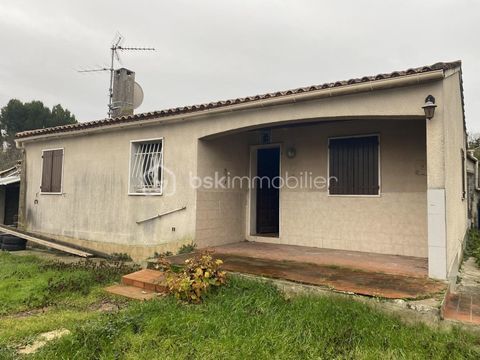   MAISON DE PLEIN PIED � R�NOVER - POTENTIEL 100 M� - TERRAIN DE 780 M� - GRAND GARAGE Villa - 4 pi�ce(s) - 100 m�