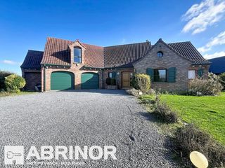  Villa � vendre 6 pi�ces 213 m�