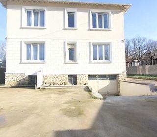  Maison � vendre 9 pi�ces 180 m�