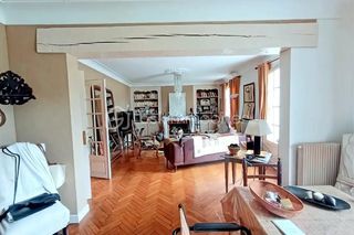  Propri�t�/ch�teau � vendre 7 pi�ces 225 m�