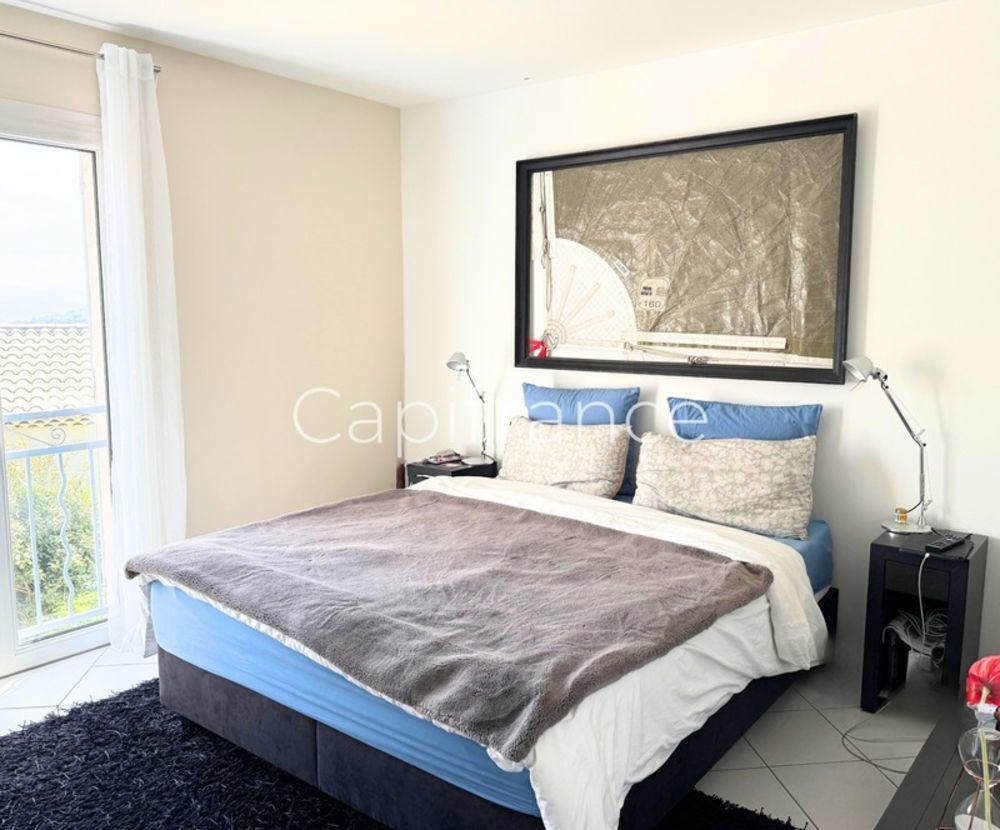 � vendre  Maison �guilles (13510)