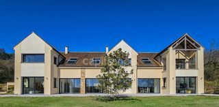  Propri�t�/ch�teau � vendre 15 + pi�ces 696 m�