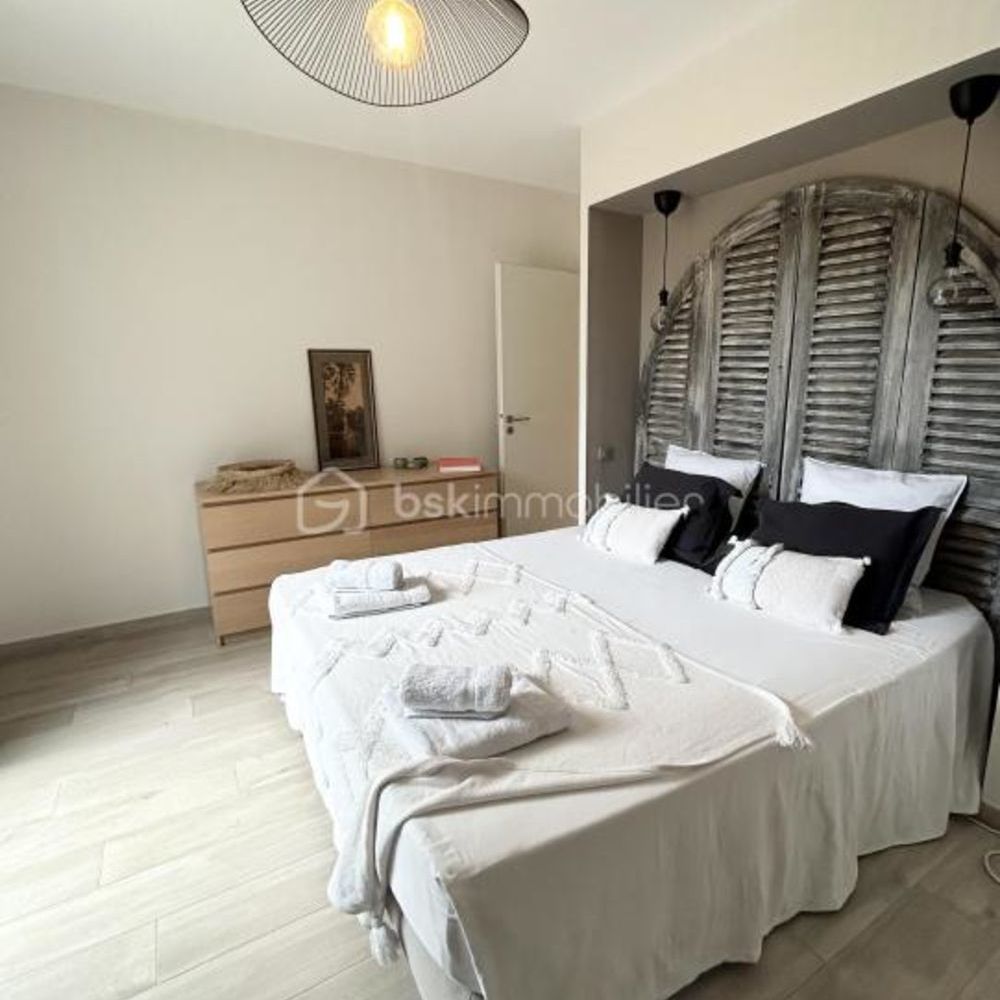 � vendre  Villa Grimaud (83310)