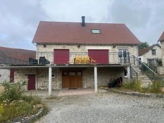  Maison � vendre 4 pi�ces 240 m�