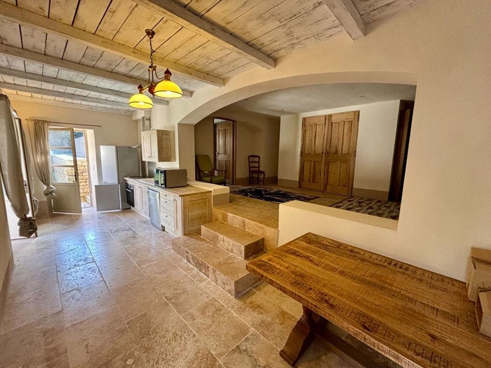 � vendre  Propri�t�/ch�teau Uz�s (30700)