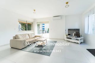  Maison � vendre 8 pi�ces 220 m�