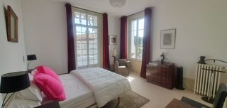  H�tel Particulier � vendre 15 + pi�ces 350 m�