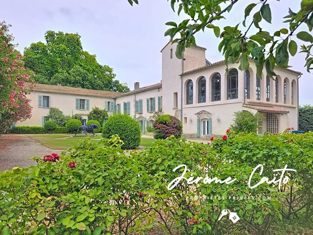 � vendre  Propri�t�/ch�teau Nimes (30900)