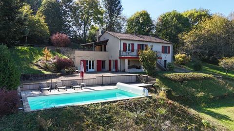   Belle maison avec piscine et g�te Maison - 7 pi�ce(s) - 175 m�