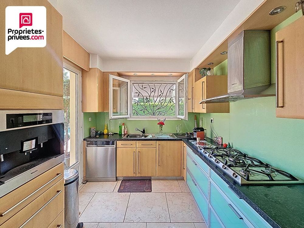 � vendre  Villa Saint-C�zaire-sur-Siagne (06530)