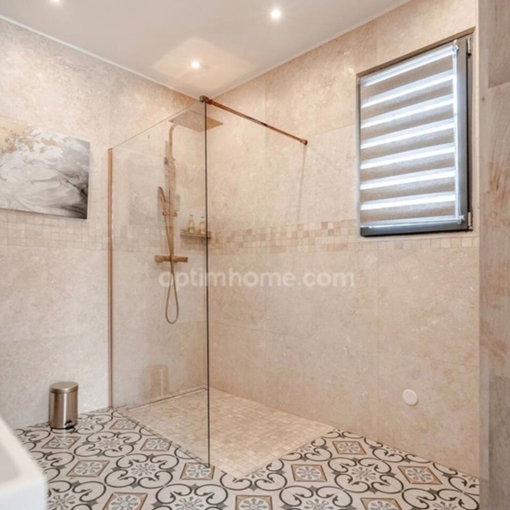 � vendre  Maison Paradou (13520)