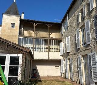  Maison � vendre 14 pi�ces 377 m�