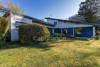  Villa � vendre 9 pi�ces 320 m�