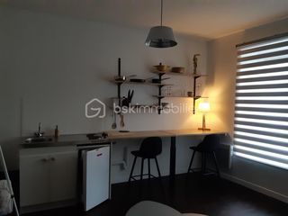  Immeuble � vendre 10 pi�ces 1015 m�