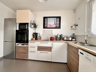  Appartement � vendre 4 pi�ces 80 m�