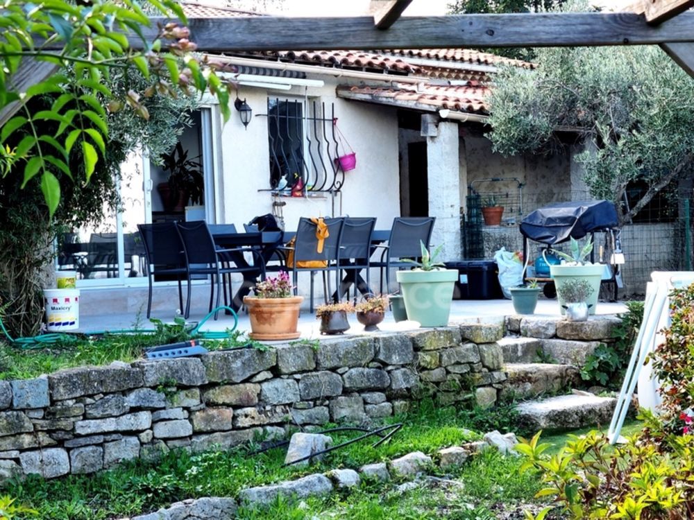 � vendre  Maison Mimet (13105)