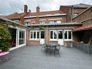  Maison � vendre 7 pi�ces 249 m�