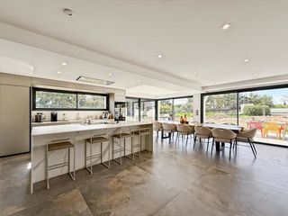  Maison � vendre 5 pi�ces 215 m�