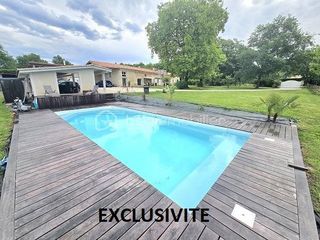  Maison � vendre 10 pi�ces 379 m�