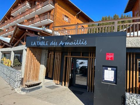 FDC et MURS - A vendre LES SAISIES (73), restaurant &eacute;quip&eacute; 238m2, disponibilit&eacute; imm&eacute;diate 508000 73620 Les saisies