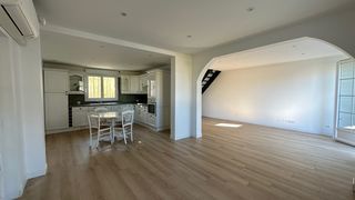  Maison � louer 6 pi�ces 136 m�