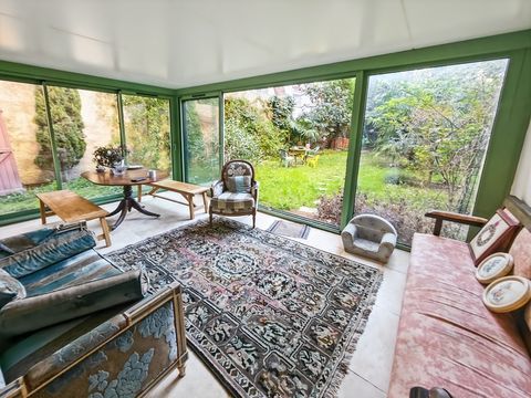   Maison de ville avec jardin m�diterran�en � vendre � Lod�ve � 4 chambres � Centre historique Maison - 4 pi�ce(s) - 85 m�