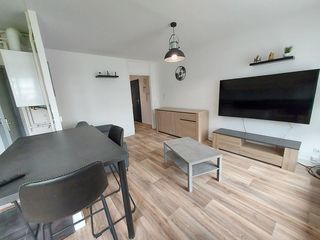  Appartement � louer 5 pi�ces 81 m�