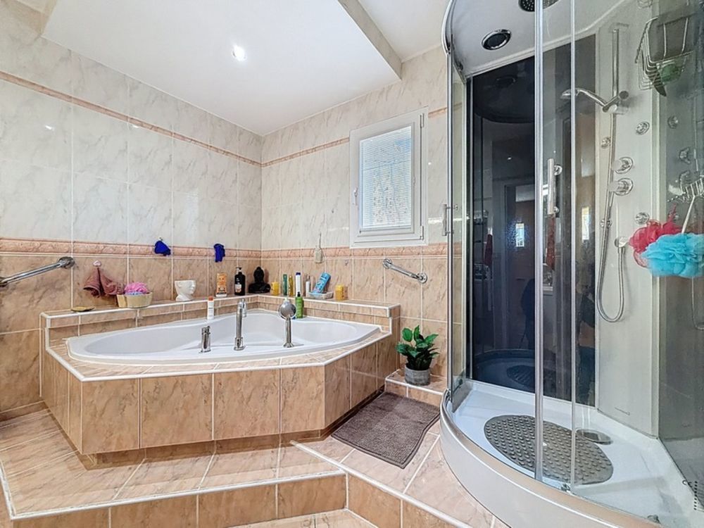 � vendre  Maison Juvignac (34990)