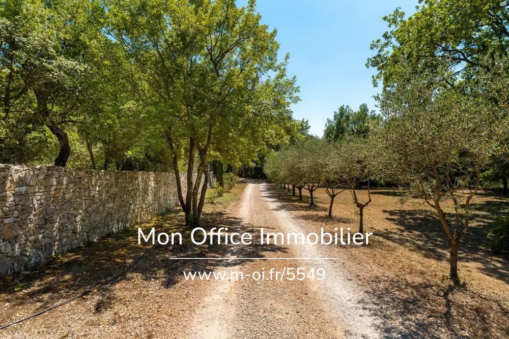 � vendre  Propri�t�/ch�teau Rognes (13840)