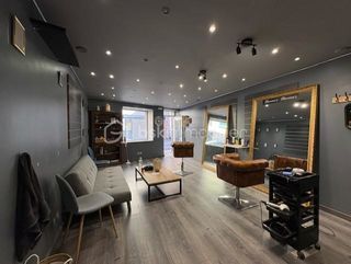  Immeuble � vendre 9 pi�ces 250 m�