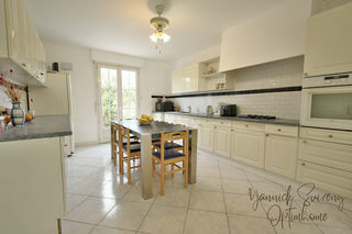  Maison � vendre 9 pi�ces 225 m�