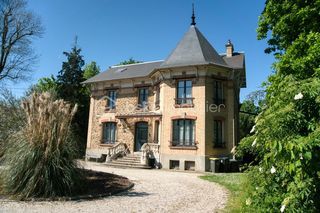  Propri�t�/ch�teau � vendre 10 pi�ces 280 m�