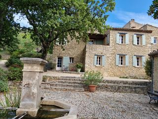  Propri�t�/ch�teau � vendre 15 + pi�ces 390 m�