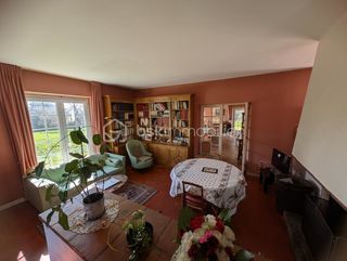  Propri�t�/ch�teau � vendre 7 pi�ces 205 m�