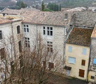  Immeuble � vendre 7 pi�ces 152 m�