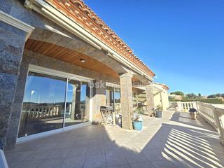  Propri�t�/ch�teau � vendre 5 pi�ces 250 m�