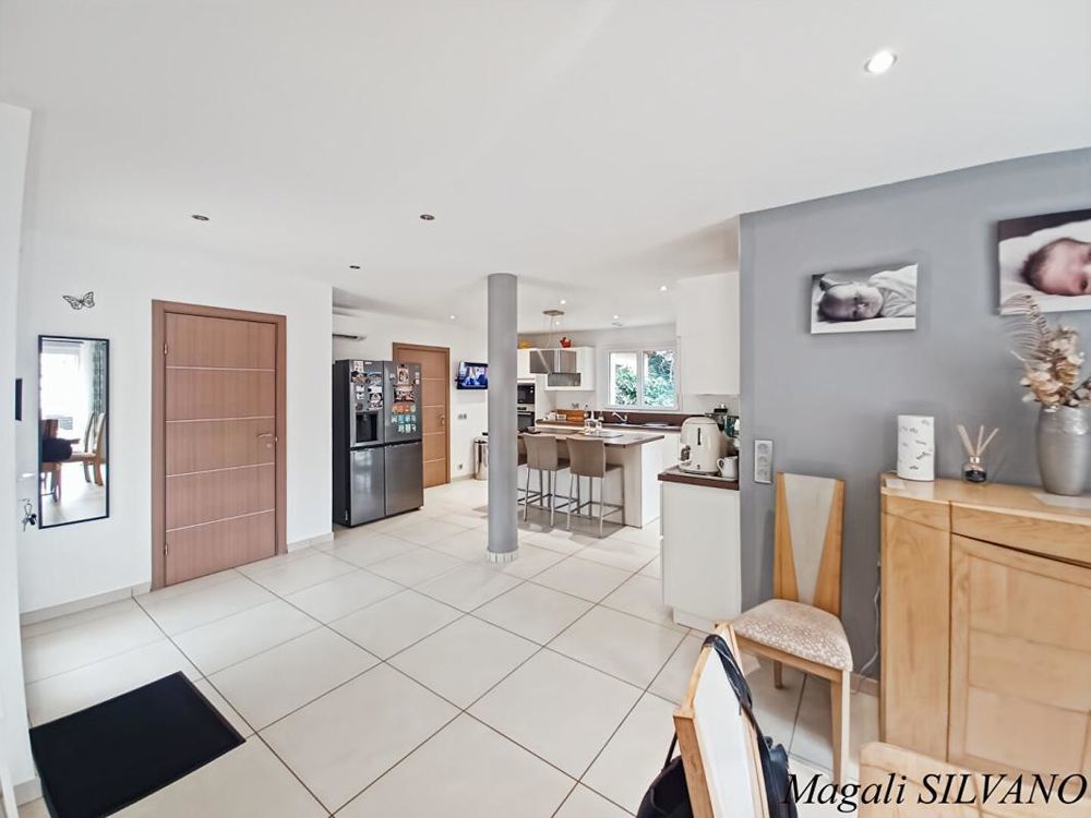 � vendre  Villa Sp�rac�des (06530)