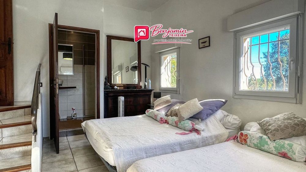 � vendre  Propri�t�/ch�teau Sainte-Maxime (83120)