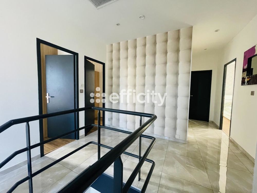 � vendre  Propri�t�/ch�teau Bordeaux (33300)