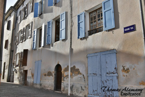   Dpt (04) Alpes de Haute Provence, MEZEL, � vendre MAISON DE VILLAGE Maison - 8 pi�ce(s) - 250 m�