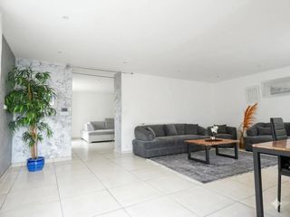  Maison � vendre 11 pi�ces 225 m�