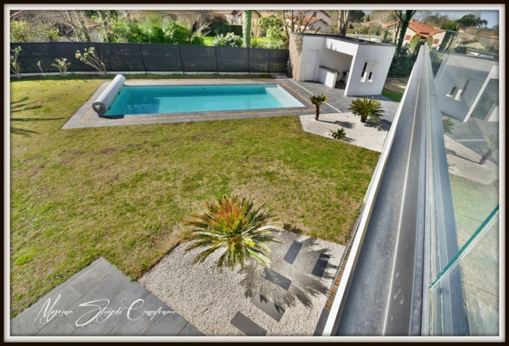 � vendre  Propri�t�/ch�teau Soustons (40140)