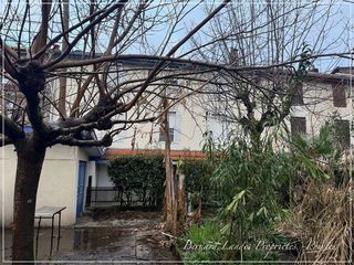  Immeuble � vendre 12 pi�ces 312 m�